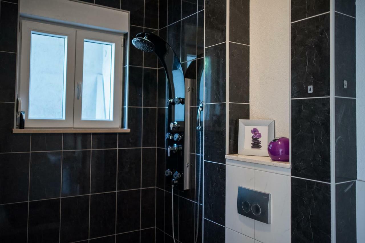 De Luxe Apartment Mediteran 1**** Zaton  Kültér fotó